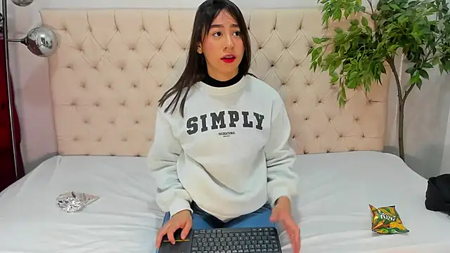 Victoria Coleman online show from 01/25/25, 11:44