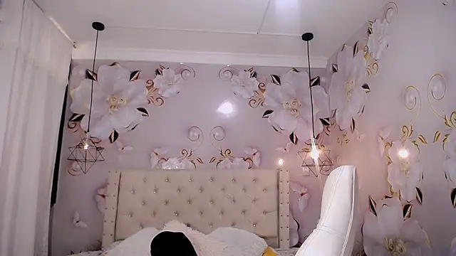 jasmin brunette  online show from 01/13/25, 05:44