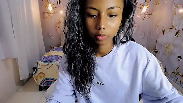 jasmin brunette  online show from 02/20/25, 11:42