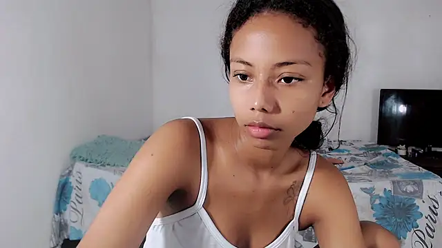 jasmin brunette  online show from 11/18/25, 12:20