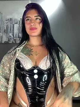 Snapshot of Lilith_Pink chatting on 12/19/24, 05:29 Lilith Pink online show from 12/19/24, 05:29