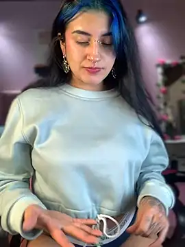 Snapshot of Lilith_Pink chatting on 01/29/25, 06:01 Lilith Pink online show from 01/29/25, 06:01