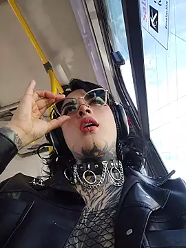 taaylor33 online show from 03/11/26, 08:37