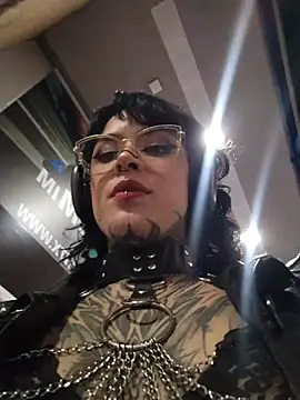 taaylor33 online show from 05/16/26, 12:18