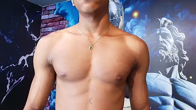 Snapshot of Ethan_Fox11 chatting on 02/10/25, 05:09 Ethan Fox11 online show from 02/10/25, 05:09