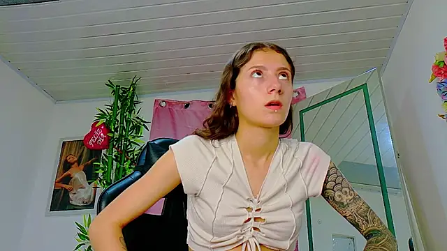 scarlet-jonesx online show from 02/18/26, 11:33