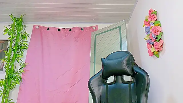 scarlet-jonesx online show from 02/22/26, 11:47