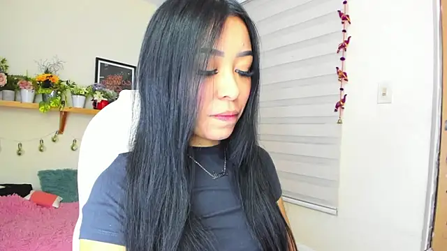 Starliee   online show from 01/23/25, 11:47