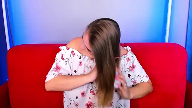 Snapshot of AsyaPink chatting on 11/11/25, 01:16 AsyaPink online show from 11/11/25, 01:16