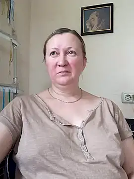 blondyaguar online show from 11/29/25, 08:39