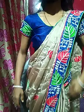 Snapshot of Joshna-Sexy chatting on 12/20/24, 04:57 Joshna-Sexy online show from 12/20/24, 04:57