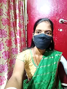 Snapshot of Joshna-Sexy chatting on 12/22/24, 12:16 Joshna-Sexy online show from 12/22/24, 12:16