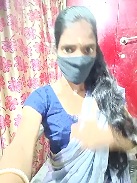 Snapshot of Joshna-Sexy chatting on 01/20/25, 03:37 Joshna-Sexy online show from 01/20/25, 03:37