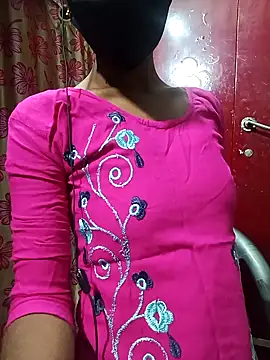 Snapshot of Joshna-Sexy chatting on 02/18/25, 06:15 Joshna-Sexy online show from 02/18/25, 06:15