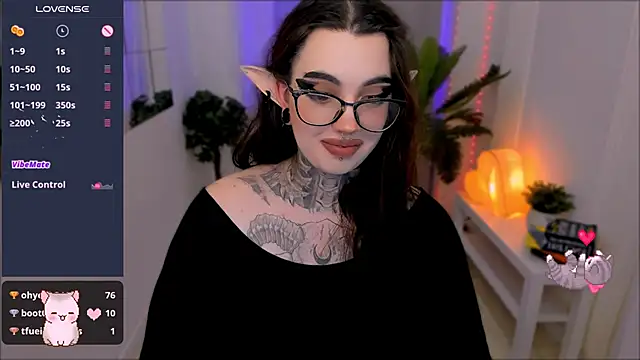 Snapshot of Dixi_Pixi_ chatting on 03/20/25, 09:15 Dixi Pixi online show from 03/20/25, 09:15