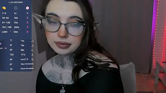 Dixi Pixi  online show from 11/13/25, 05:50