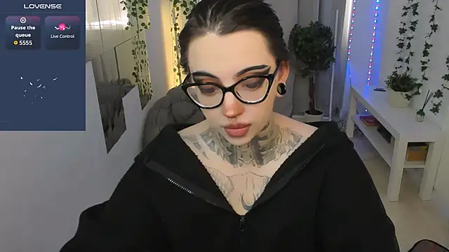Dixi Pixi  online show from 07/25/26, 05:38