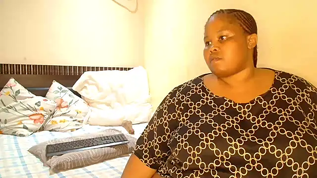 19bootylicious online show from 11/10/25, 01:43