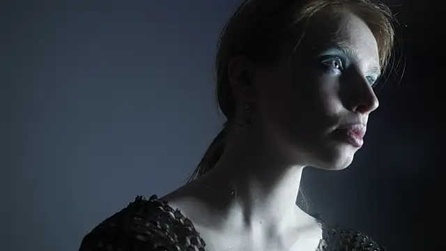 ginger hugs online show from 03/04/25, 04:17