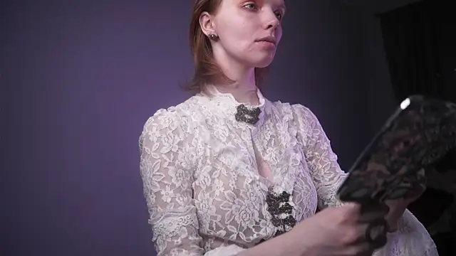 ginger hugs online show from 10/05/25, 10:07