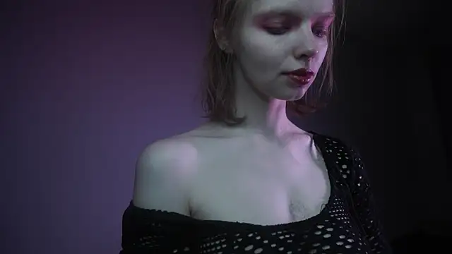 ginger hugs online show from 10/21/25, 10:10