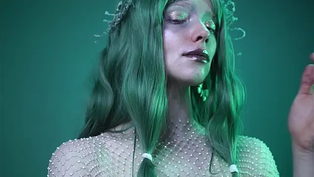 ginger hugs online show from 04/22/26, 10:11