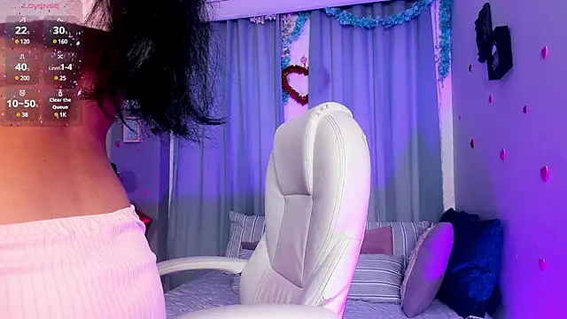 Chloe fischer  online show from 02/25/25, 02:44