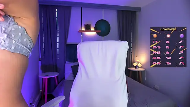 Chloe fischer  online show from 03/05/25, 02:56