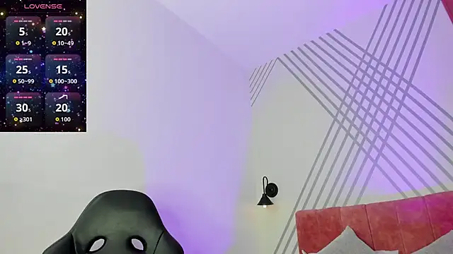 Chloe fischer  online show from 03/17/26, 04:10