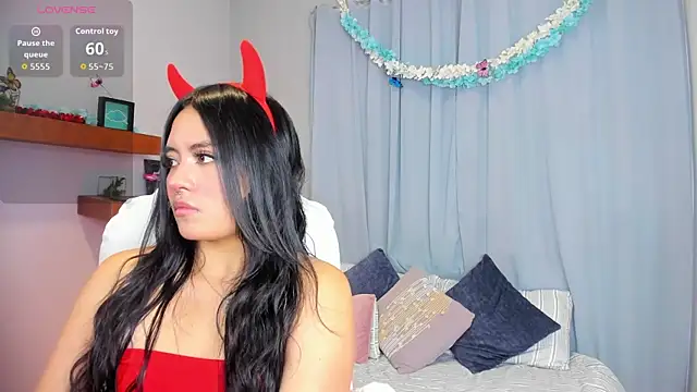 Snapshot of Chloe_fischer_ chatting on 04/30/26, 03:29 Chloe fischer online show from 04/30/26, 03:29