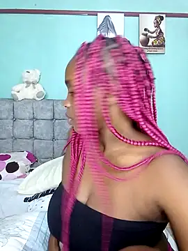 Snapshot of freaky_j_ chatting on 12/02/24, 12:18 freaky j online show from 12/02/24, 12:18