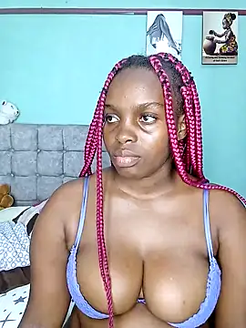 Snapshot of freaky_j_ chatting on 12/15/24, 01:32 freaky j online show from 12/15/24, 01:32