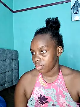 Snapshot of freaky_j_ chatting on 12/25/24, 05:37 freaky j online show from 12/25/24, 05:37