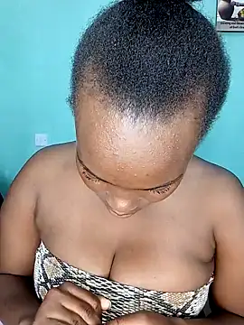 Snapshot of freaky_j_ chatting on 12/27/24, 10:12 freaky j online show from 12/27/24, 10:12