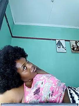 Snapshot of freaky_j_ chatting on 02/01/25, 01:55 freaky j online show from 02/01/25, 01:55