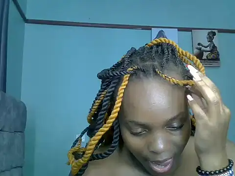 Snapshot of freaky_j_ chatting on 03/11/25, 10:29 freaky j online show from 03/11/25, 10:29