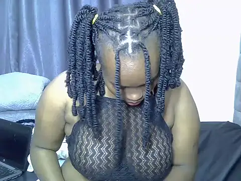 Snapshot of freaky_j_ chatting on 09/17/25, 08:10 freaky j online show from 09/17/25, 08:10