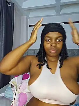 Snapshot of freaky_j_ chatting on 10/05/25, 03:16 freaky j online show from 10/05/25, 03:16