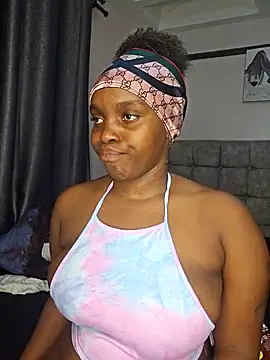 Snapshot of freaky_j_ chatting on 11/29/25, 10:02 freaky j online show from 11/29/25, 10:02