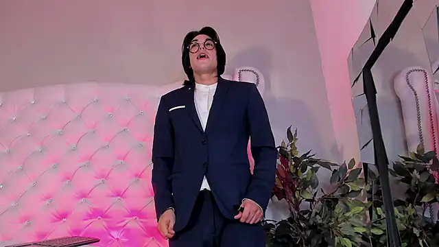 Karimferrer online show from 01/07/26, 08:00