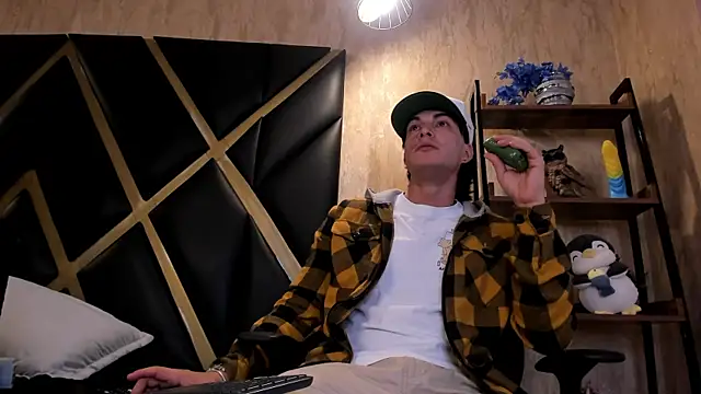 Karimferrer online show from 04/21/26, 03:46