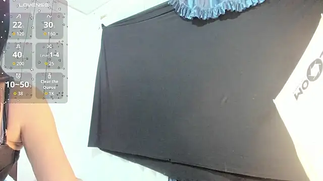 latinaStepmom online show from 03/21/26, 12:59