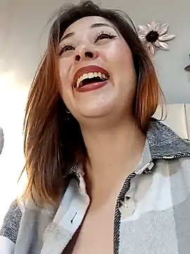 LisbethMoore  online show from 01/23/25, 06:56