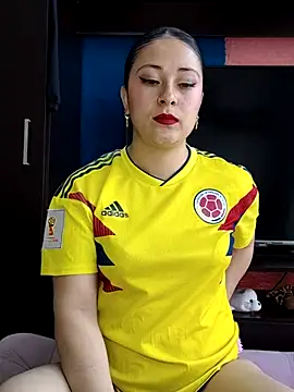Snapshot of LisbethMoore_ chatting on 06/17/26, 03:13 LisbethMoore online show from 06/17/26, 03:13
