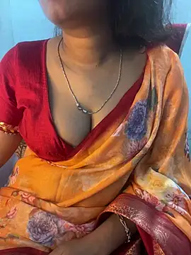 Snapshot of Spicy_sari_girl chatting on 06/18/26, 02:56 Spicy sari girl online show from 06/18/26, 02:56