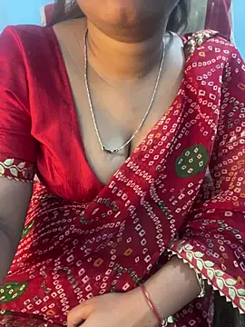 Snapshot of Spicy_sari_girl chatting on 06/30/26, 03:40 Spicy sari girl online show from 06/30/26, 03:40