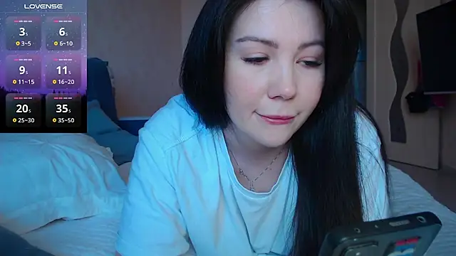 AlexaCruze online show from 03/09/25, 12:42