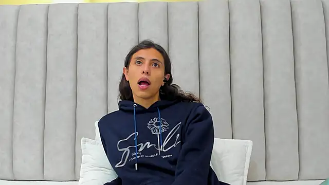 FreyaMoller online show from 02/12/26, 06:58