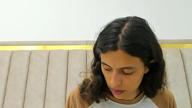 FreyaMoller online show from 03/15/26, 07:42