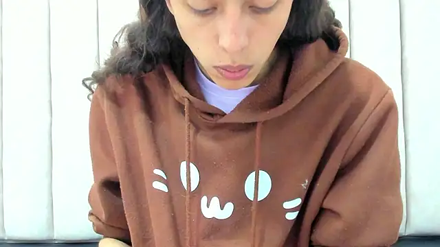 FreyaMoller online show from 03/21/26, 06:55